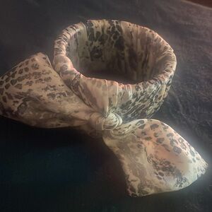 Black and white snakeskin bracelet